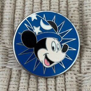 DISNEY 2013 Sorcerer Mickey Magical Mystery Starburst Pin
